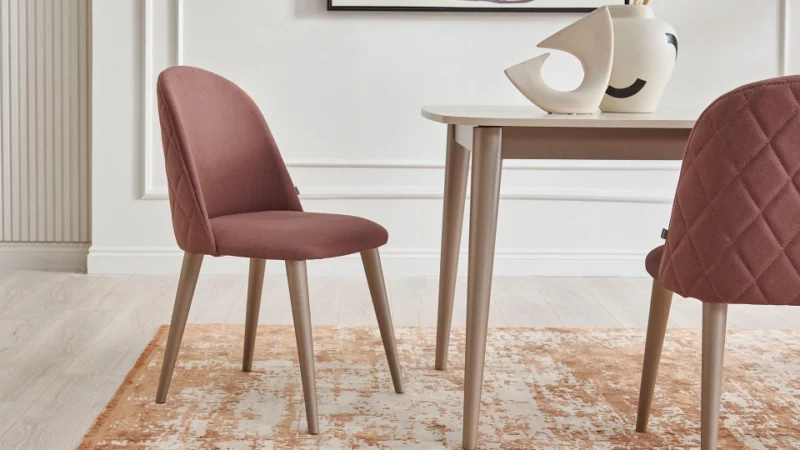 milena chaise