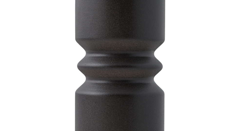 6a6b5b5434801 96607549 sw1920sh1080.png ODIN – Vase noir – vue 3