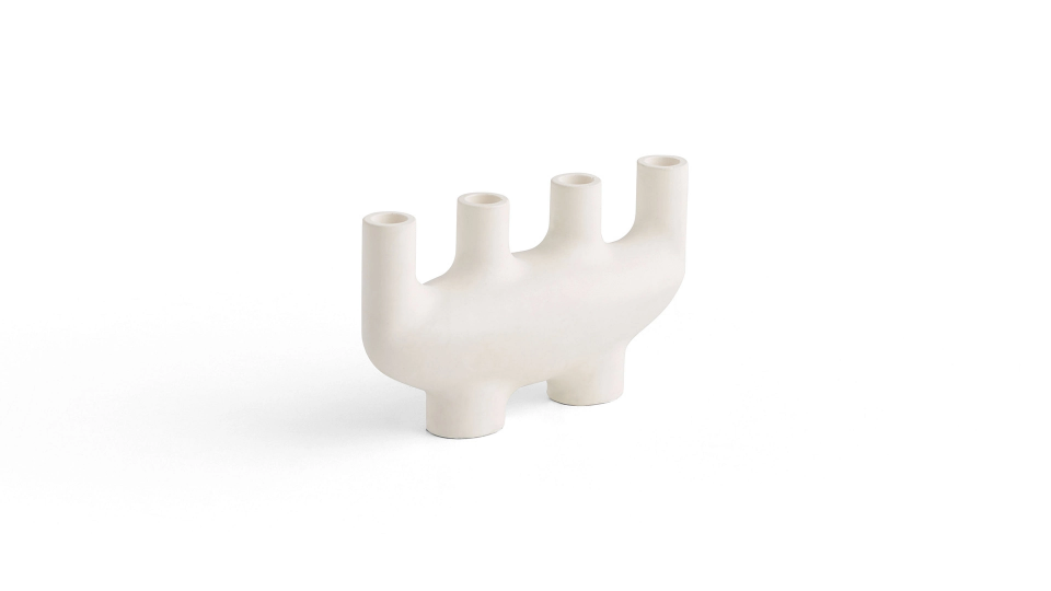 6a6b6101a0f4c 90184077 sw1920sh1080.png BOON – 4 chandeliers blancs – vue 3