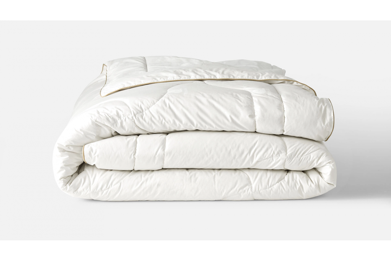 6a6b650c79ecf 5552346 sw1920sh1080.png LOVA WOOL – Couette – Réf. 1384