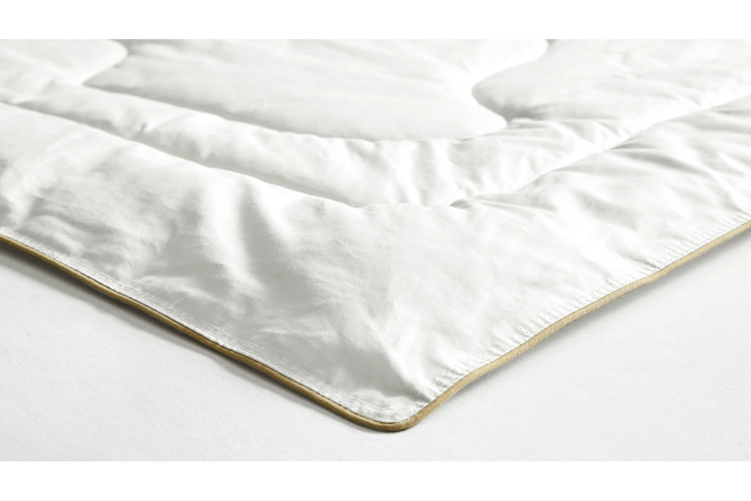 6a6b6512d8367 55146483 sw1920sh1080.png LOVA WOOL – Couette – Réf. 1383 – vue 3