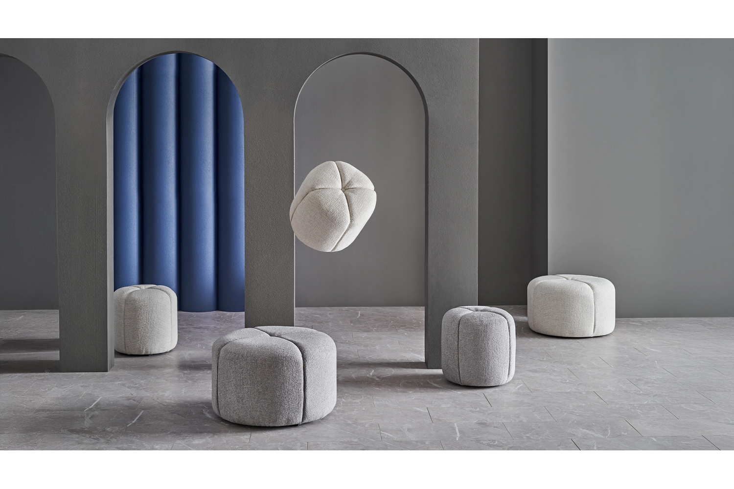 6a6b67b0c5ef0 67428022 sw1920sh1080.png LOVA JUPITER SMALL OTTOMAN – Jupiter Small Ottoman – 400x400 cm – Réf. 2577 – vue 3