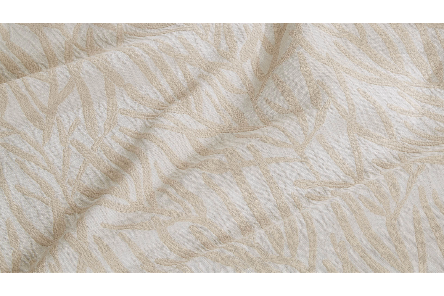 6a6b6be530d61 41629937 sw1920sh1080.png LOVA NARNI – Couvre-lit – vue 3