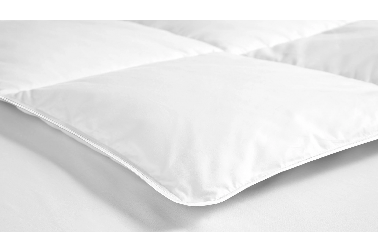 6a6b6f44402a1 48252319 sw1920sh1080.png LOVA GOOSE COMFORT – Couette – vue 3