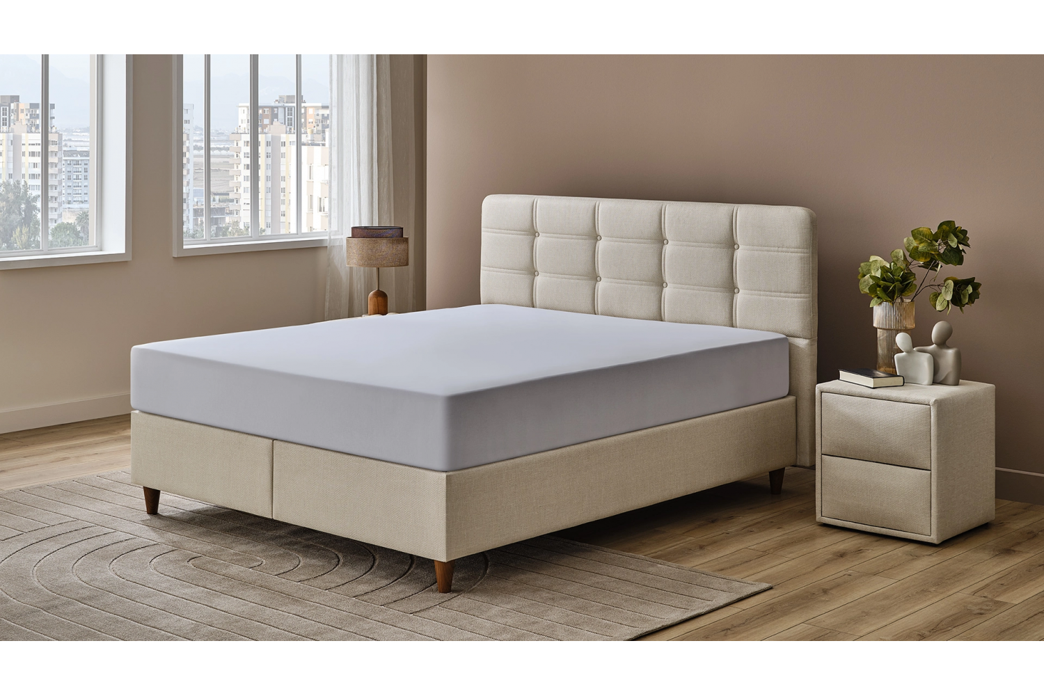 6a6b7005f4101 59933630 sw1920sh1080.png LOVA SANDES – Tête de lit – Réf. 0708