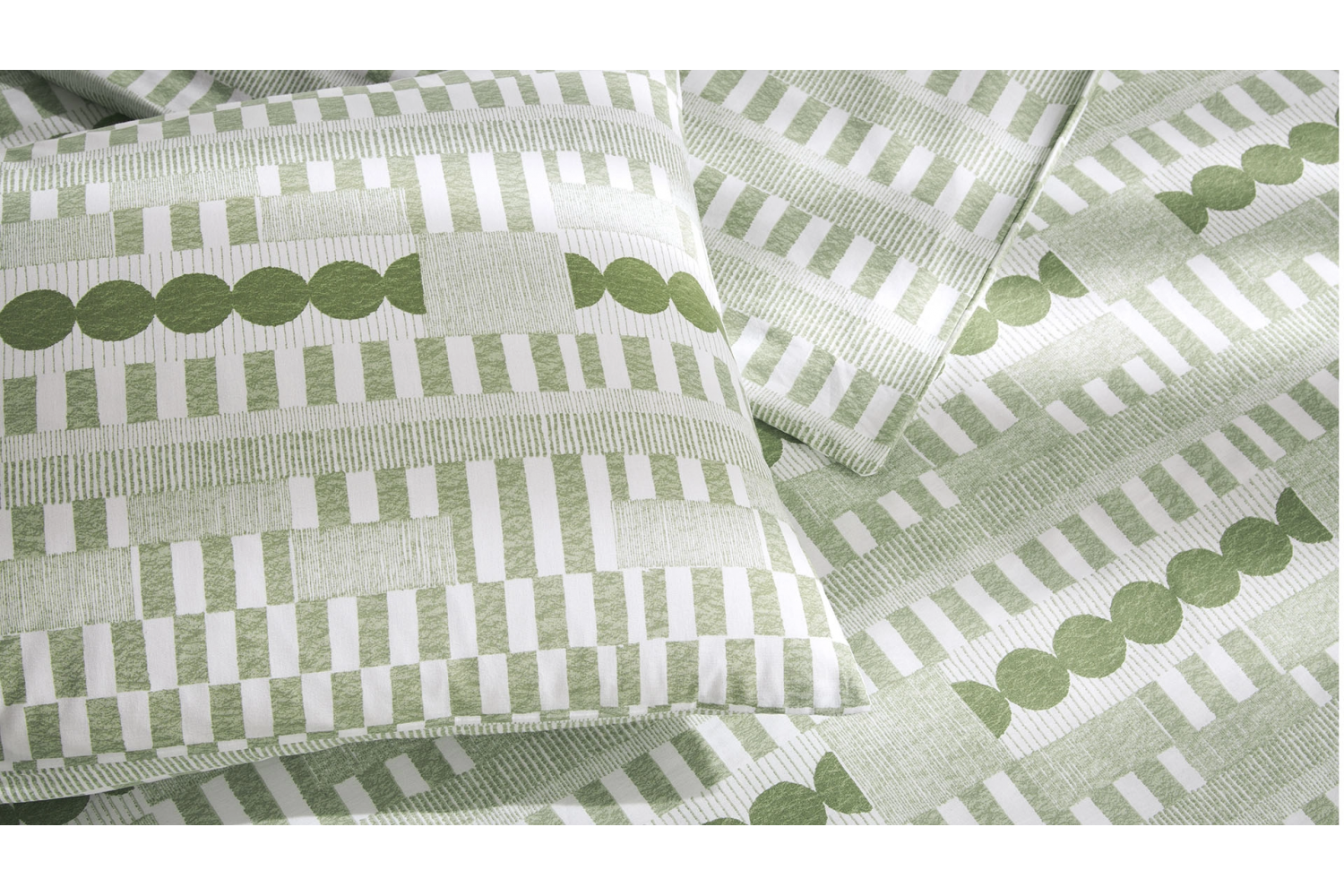 6a6b71999d07e 32411424 sw1920sh1080.png LOVA VINCE SET – Parure de lit – vue 3