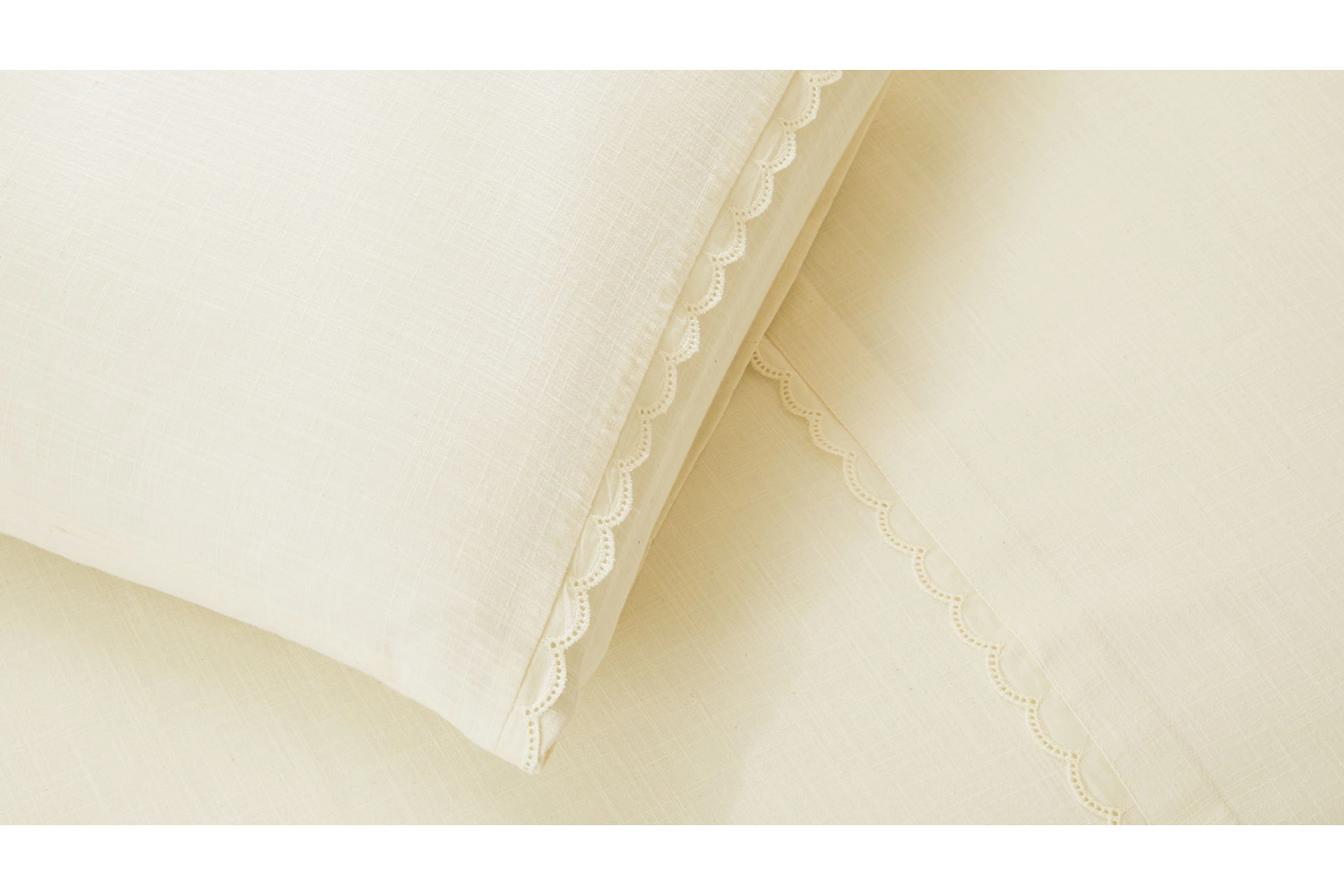 6a6b76ca89714 22333664 sw1920sh1080.png LOVA BELLA SET – Parure de lit – vue 3