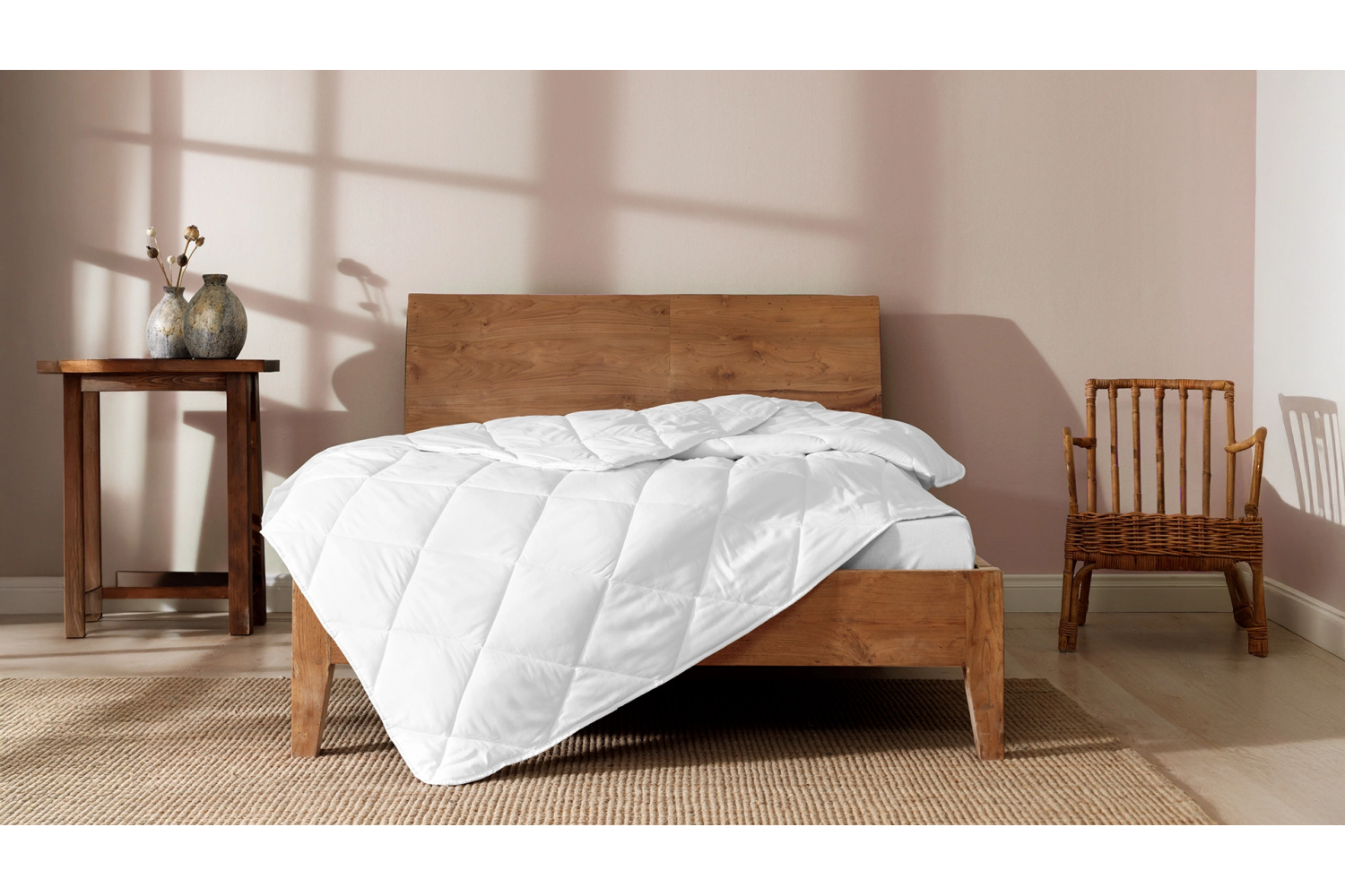 6a6b79370d501 31322033 sw1920sh1080.png LOVA PILLOFY – Couette – Réf. 1975